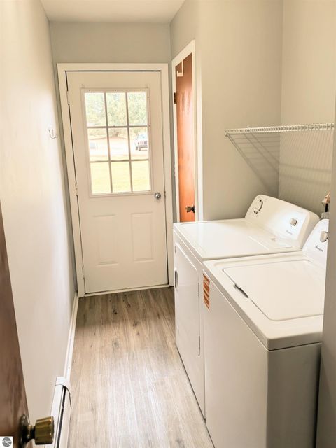 Tiny photo for 303 Elizabeth Street, Alma, MI 48801 (MLS # 1942427)