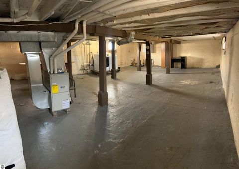 Tiny photo for 413 W 4th Street, Pinconning, MI 48650 (MLS # 1943294)