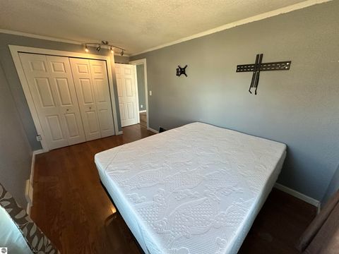 Tiny photo for 413 W 4th Street, Pinconning, MI 48650 (MLS # 1943294)