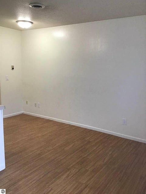 Tiny photo for 1019 E Broadway Street, Mt Pleasant, MI 48858 (MLS # 1946983)