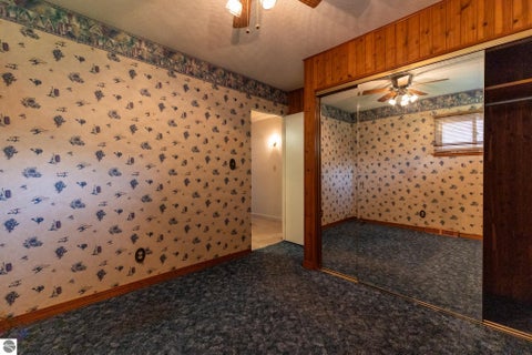 Tiny photo for 2016 Center Avenue, Bay City, MI 48708 (MLS # 1950932)