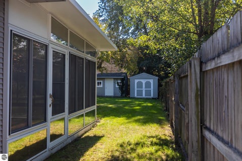Tiny photo for 2016 Center Avenue, Bay City, MI 48708 (MLS # 1950932)
