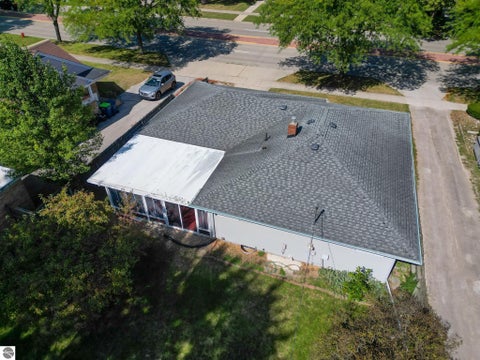 Tiny photo for 2016 Center Avenue, Bay City, MI 48708 (MLS # 1950932)