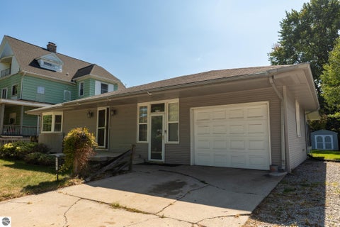 Tiny photo for 2016 Center Avenue, Bay City, MI 48708 (MLS # 1950932)