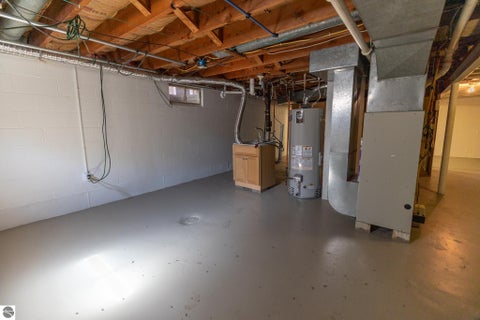 Tiny photo for 2016 Center Avenue, Bay City, MI 48708 (MLS # 1950932)