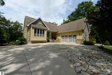 Tiny photo for 7021 Lakewood Drive, Oscoda, MI 48750 (MLS # 1947439)