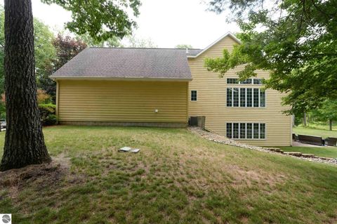 Tiny photo for 7021 Lakewood Drive, Oscoda, MI 48750 (MLS # 1947439)