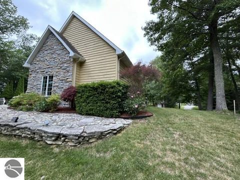 Tiny photo for 7021 Lakewood Drive, Oscoda, MI 48750 (MLS # 1947439)