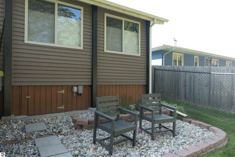 Tiny photo for 210 Pineview Drive, Alma, MI 48801 (MLS # 1951580)