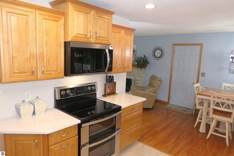 Tiny photo for 210 Pineview Drive, Alma, MI 48801 (MLS # 1951580)