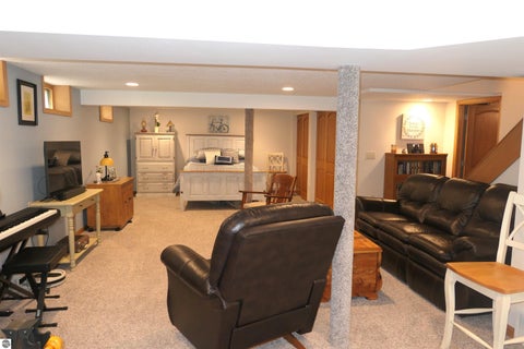 Tiny photo for 210 Pineview Drive, Alma, MI 48801 (MLS # 1951580)