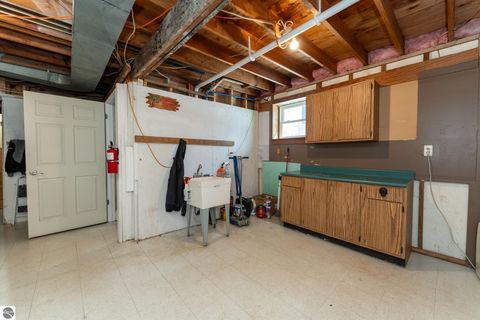 Tiny photo for 8555 11 Mile Road, Evart, MI 49631 (MLS # 1943021)