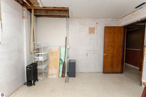 Tiny photo for 8555 11 Mile Road, Evart, MI 49631 (MLS # 1943021)