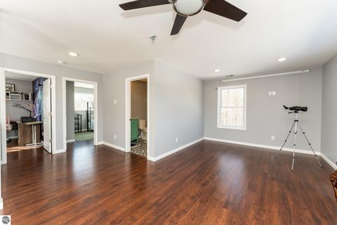 Tiny photo for 8555 11 Mile Road, Evart, MI 49631 (MLS # 1943021)