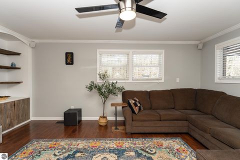 Tiny photo for 8555 11 Mile Road, Evart, MI 49631 (MLS # 1943021)