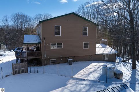 Tiny photo for 8555 11 Mile Road, Evart, MI 49631 (MLS # 1943021)