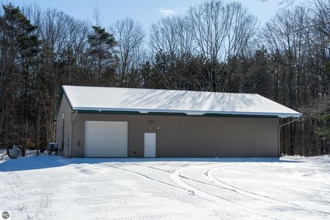 Tiny photo for 8555 11 Mile Road, Evart, MI 49631 (MLS # 1943021)
