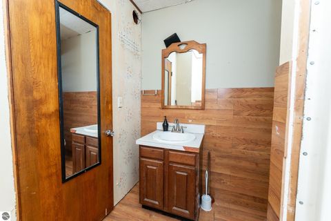 Tiny photo for 8555 11 Mile Road, Evart, MI 49631 (MLS # 1943021)