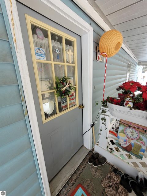 Tiny photo for 7361 Queens Court, Alma, MI 48801 (MLS # 1941455)