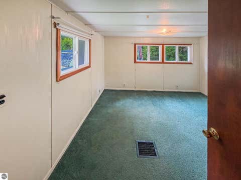 Tiny photo for 9010 E Edgar Road, Vestaburg, MI 48891 (MLS # 1949368)