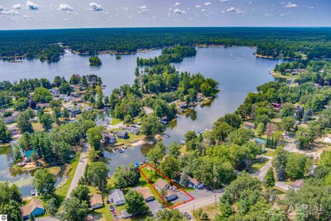 Tiny photo for 1984 N Ogemaw Trail, West Branch, MI 48661 (MLS # 1944966)