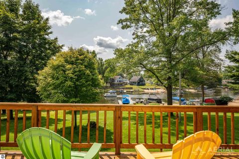 Tiny photo for 1984 N Ogemaw Trail, West Branch, MI 48661 (MLS # 1944966)