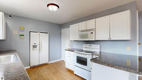 Tiny photo for 1524 Ridge, Mt Pleasant, MI 48858 (MLS # 1943579)