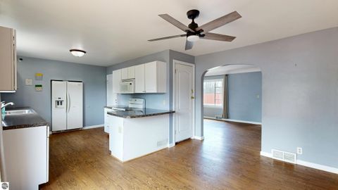 Tiny photo for 1524 Ridge, Mt Pleasant, MI 48858 (MLS # 1943579)