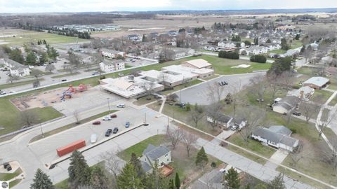 Tiny photo for 1524 Ridge, Mt Pleasant, MI 48858 (MLS # 1943579)