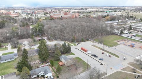 Tiny photo for 1524 Ridge, Mt Pleasant, MI 48858 (MLS # 1943579)