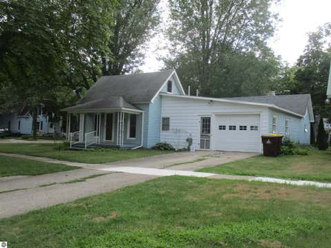Tiny photo for 601 N River Avenue, Alma, MI 48801 (MLS # 1949427)