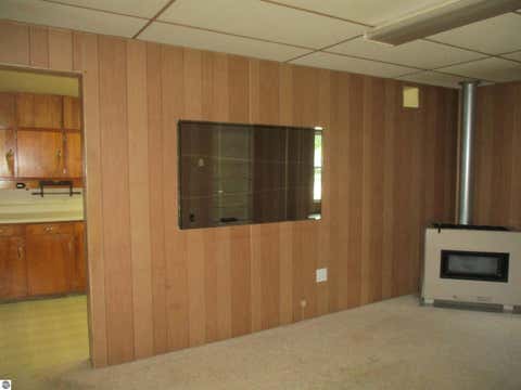 Tiny photo for 601 N River Avenue, Alma, MI 48801 (MLS # 1949427)