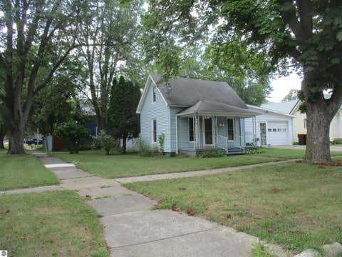 Tiny photo for 601 N River Avenue, Alma, MI 48801 (MLS # 1949427)