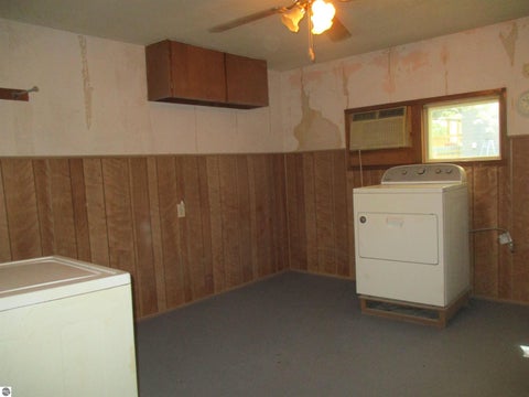 Tiny photo for 601 N River Avenue, Alma, MI 48801 (MLS # 1949427)