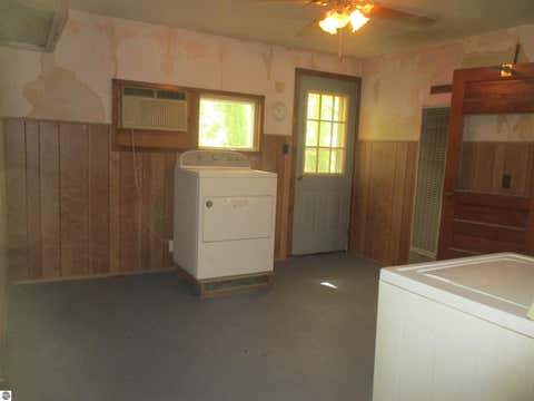 Tiny photo for 601 N River Avenue, Alma, MI 48801 (MLS # 1949427)