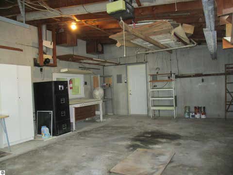 Tiny photo for 601 N River Avenue, Alma, MI 48801 (MLS # 1949427)