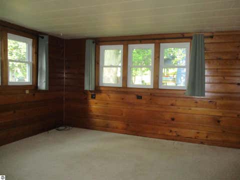Tiny photo for 601 N River Avenue, Alma, MI 48801 (MLS # 1949427)