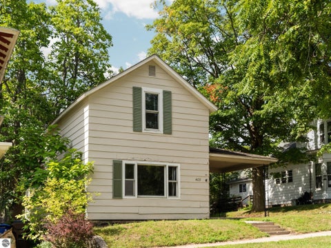 Tiny photo for 409 E Harris Street, Cadillac, MI 49601 (MLS # 1949545)