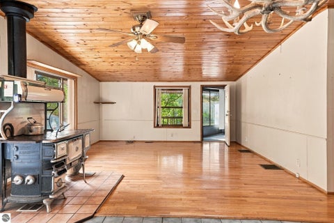 Tiny photo for 451 W 18 Road, Mesick, MI 49668 (MLS # 1951089)