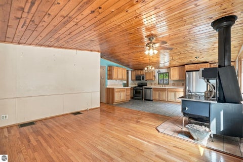 Tiny photo for 451 W 18 Road, Mesick, MI 49668 (MLS # 1951089)