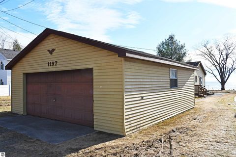 Tiny photo for 1197 S Bay Drive, Tawas City, MI 48763 (MLS # 1942895)
