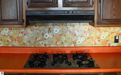 Tiny photo for 1197 S Bay Drive, Tawas City, MI 48763 (MLS # 1942895)