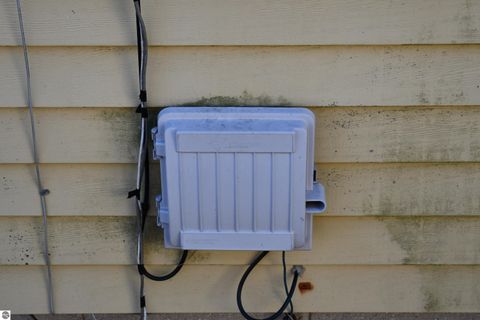 Tiny photo for 1197 S Bay Drive, Tawas City, MI 48763 (MLS # 1942895)