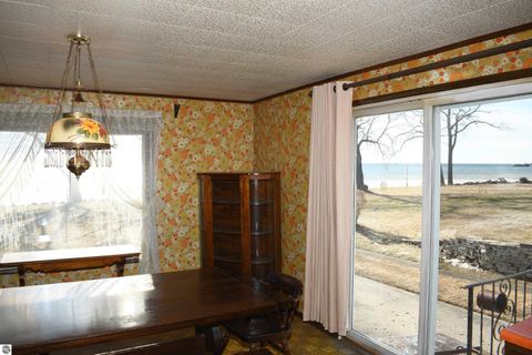 Tiny photo for 1197 S Bay Drive, Tawas City, MI 48763 (MLS # 1942895)