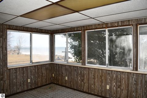 Tiny photo for 1197 S Bay Drive, Tawas City, MI 48763 (MLS # 1942895)