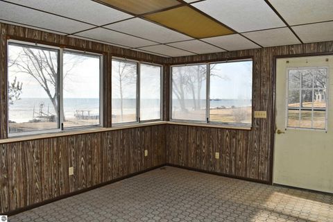 Tiny photo for 1197 S Bay Drive, Tawas City, MI 48763 (MLS # 1942895)