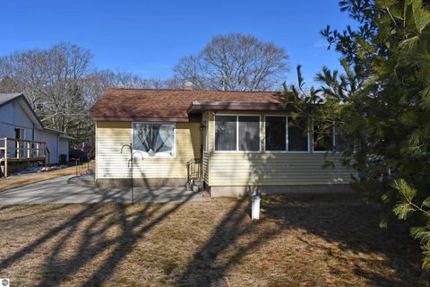 Tiny photo for 1197 S Bay Drive, Tawas City, MI 48763 (MLS # 1942895)