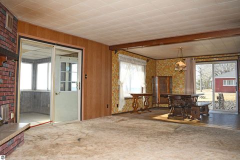 Tiny photo for 1197 S Bay Drive, Tawas City, MI 48763 (MLS # 1942895)