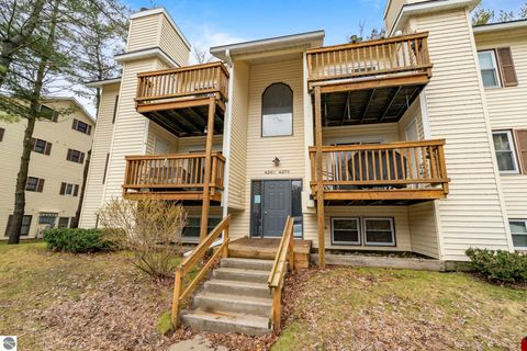 Photo of 4265 Mitchell Creek Drive #27 BLDG 3, Traverse City, MI 49686 (MLS # 1943898)