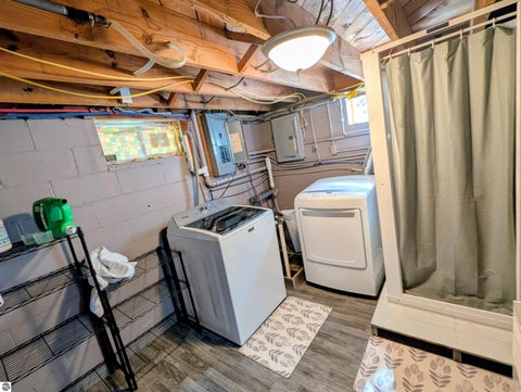 Tiny photo for 317 Midland Road, Auburn, MI 48611 (MLS # 1951034)